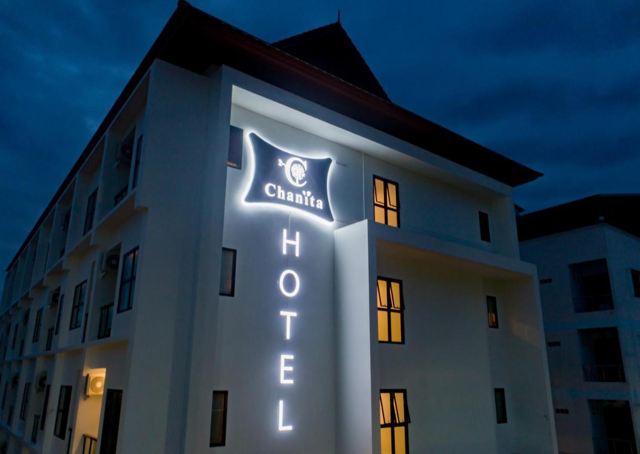 Chanita Hotel Csumphon Kültér fotó